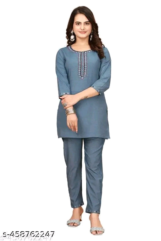 Zanies Off White Color Solid Tunic and Pant Set