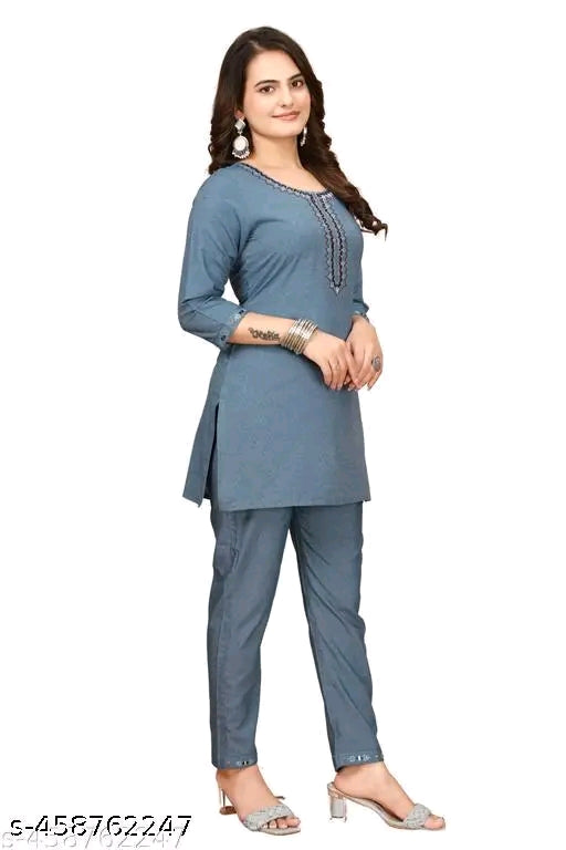 Zanies Off White Color Solid Tunic and Pant Set